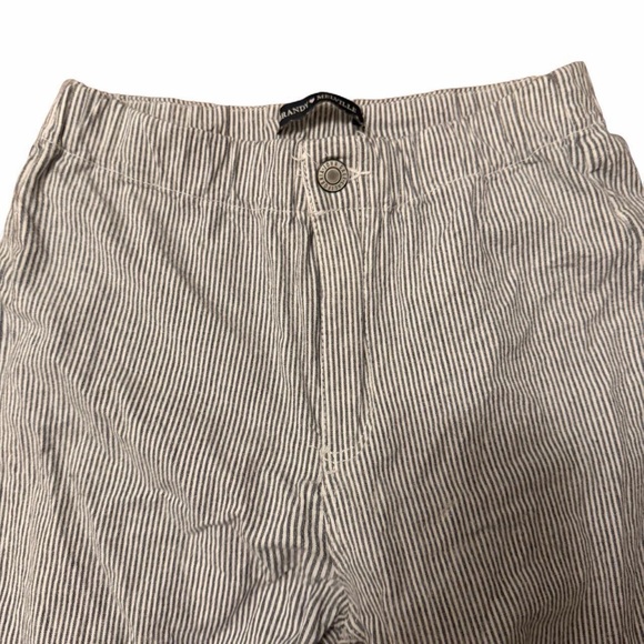 Brandy Melville Tilden Pants - Picture 6 of 9
